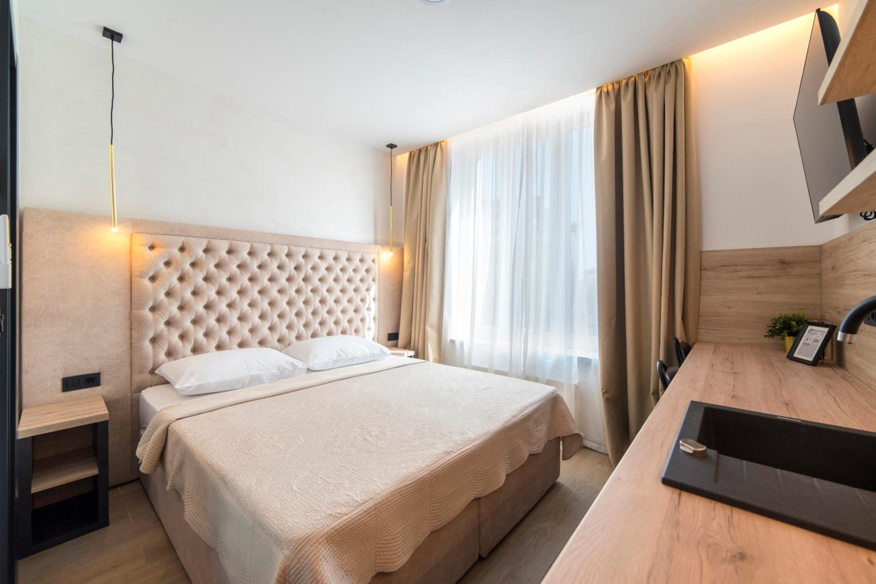 Evita Apartments Zagreb - Modern Studios in the City Center