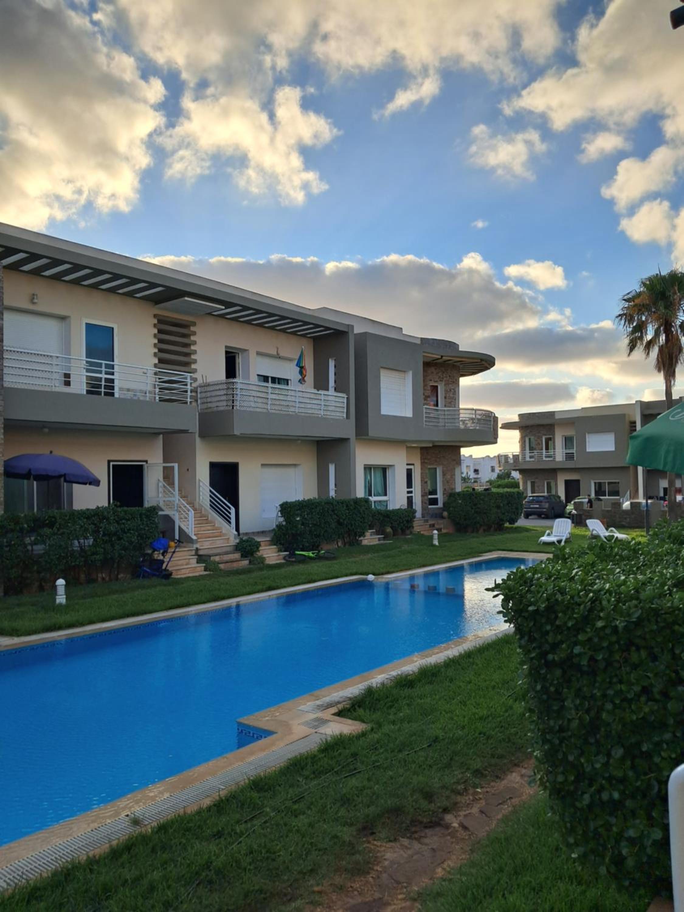 Appartement - résidence fermée avec piscines - Sidi Rahal