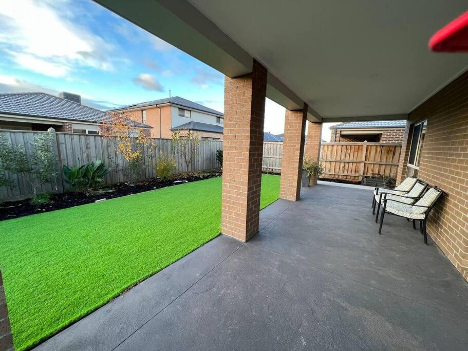 7 bedrooms double storey Home
