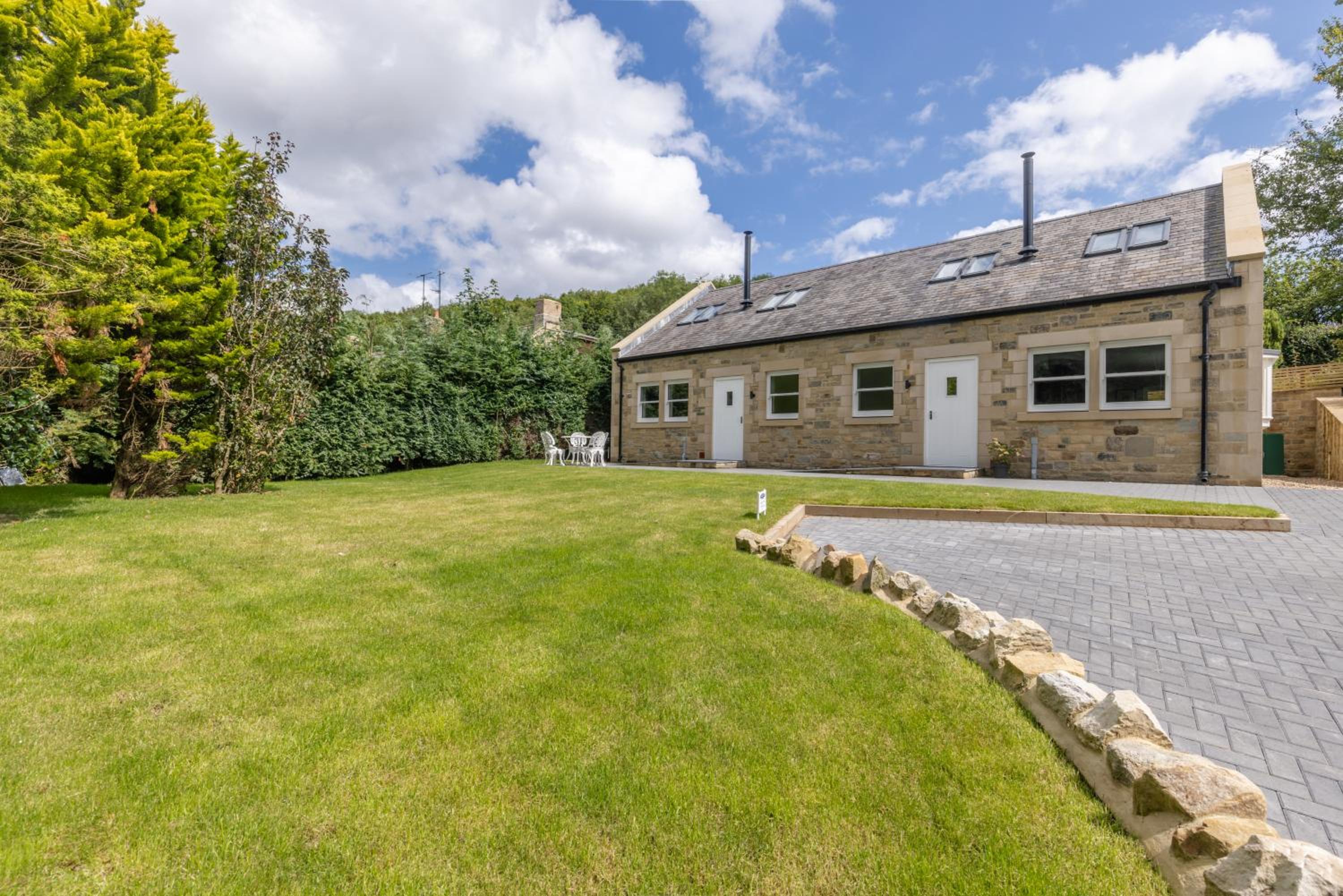 Babbling Burn Cottage - North East Escapes view 3