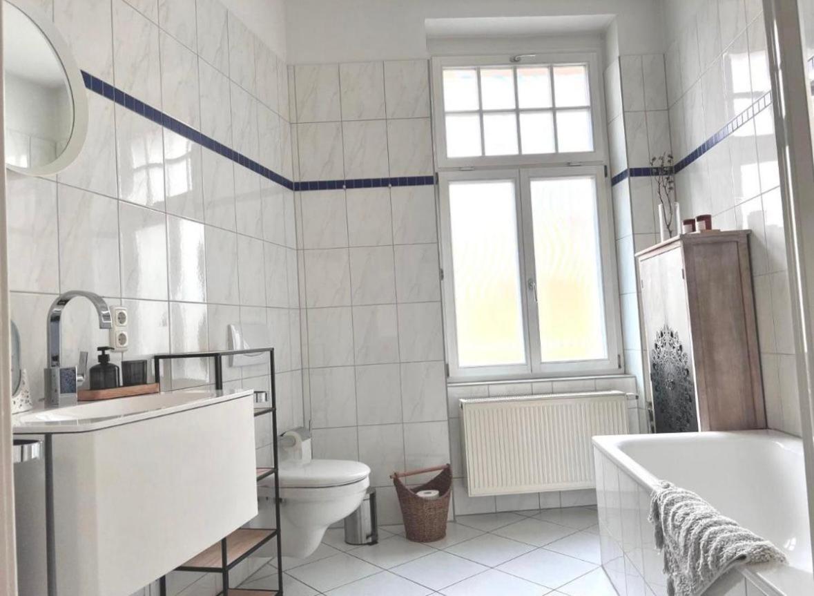 Feine Apartments in der Südstadt von Erfurt mit kostenlosen Stellplatz & Flasche Wein zur Begrüßung
