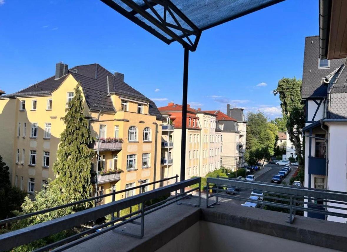 Feine Apartments in der Südstadt von Erfurt mit kostenlosen Stellplatz & Flasche Wein zur Begrüßung