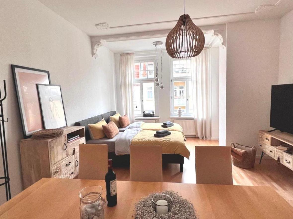 Feine Apartments in der Südstadt von Erfurt mit kostenlosen Stellplatz & Flasche Wein zur Begrüßung