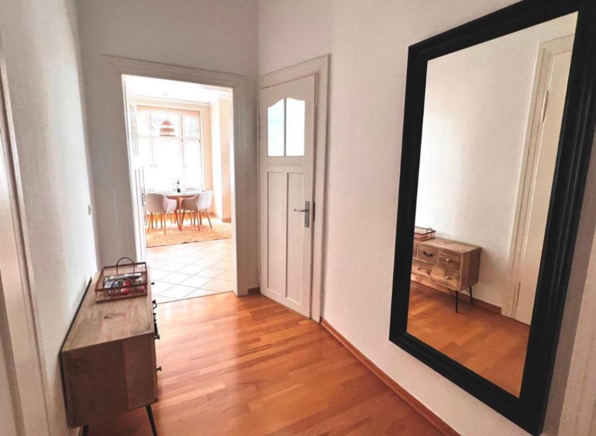 Feine Apartments in der Südstadt von Erfurt mit kostenlosen Stellplatz & Flasche Wein zur Begrüßung