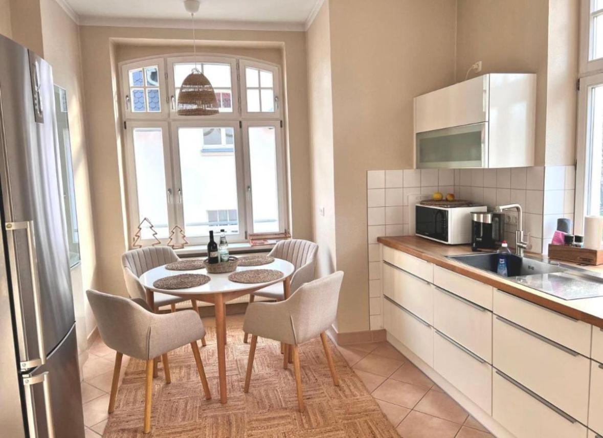 Feine Apartments in der Südstadt von Erfurt mit kostenlosen Stellplatz & Flasche Wein zur Begrüßung