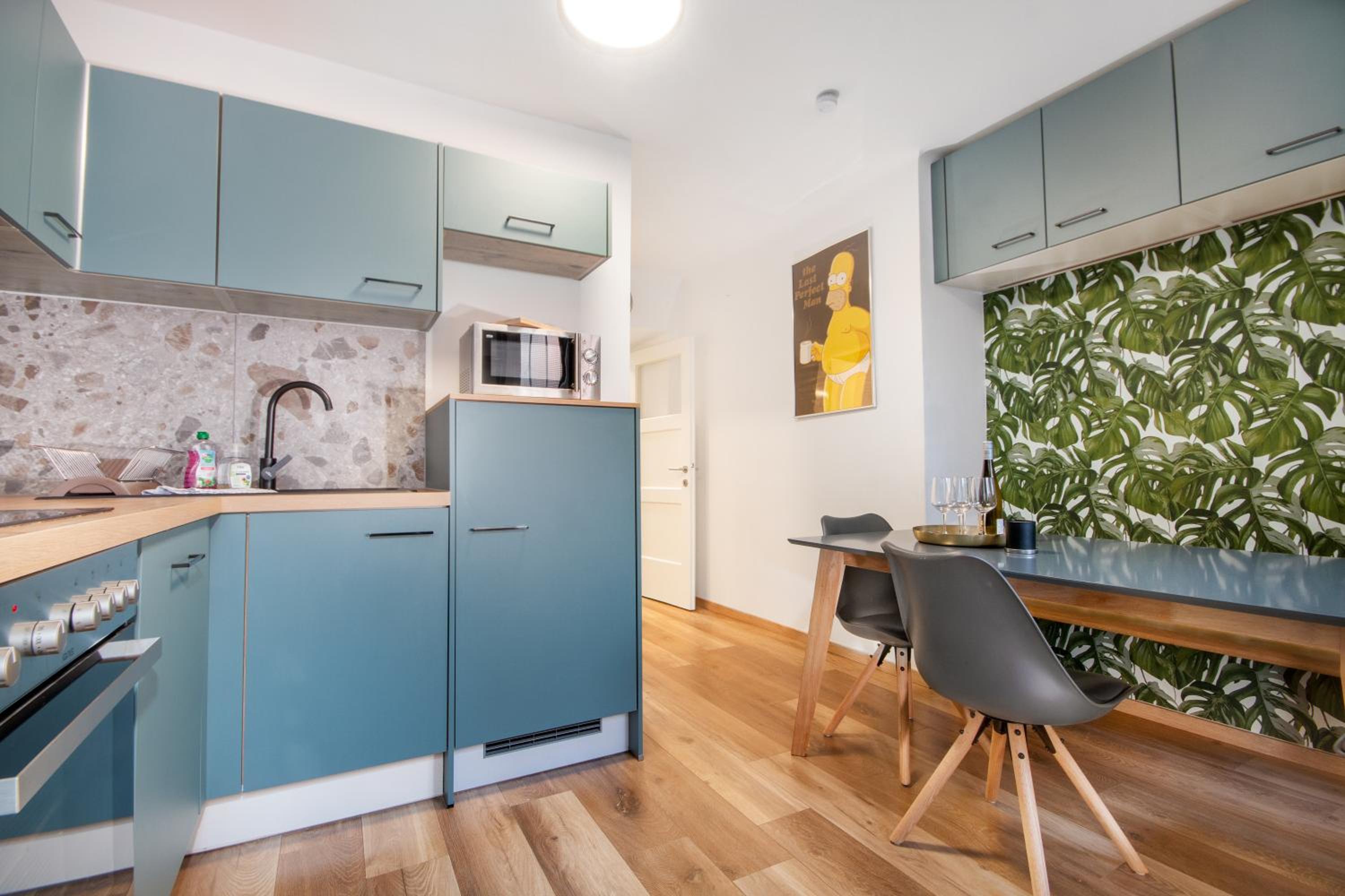 Lendkanal - City - Netflix - Waschmaschine - Kaffeevollautomat - 8 Pax - 4 Schlafzimmer