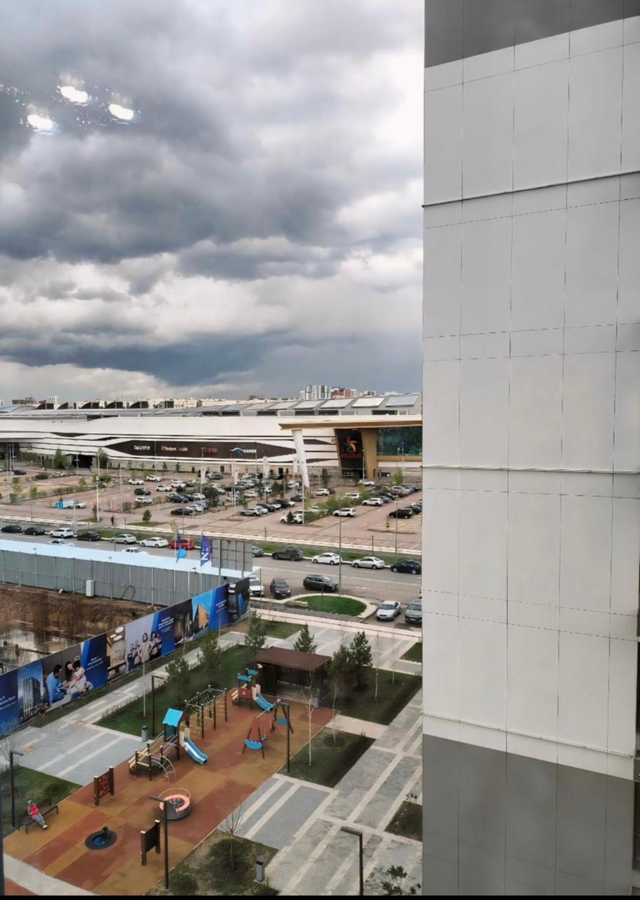 Apartments on EXPO, Mega SilkWay