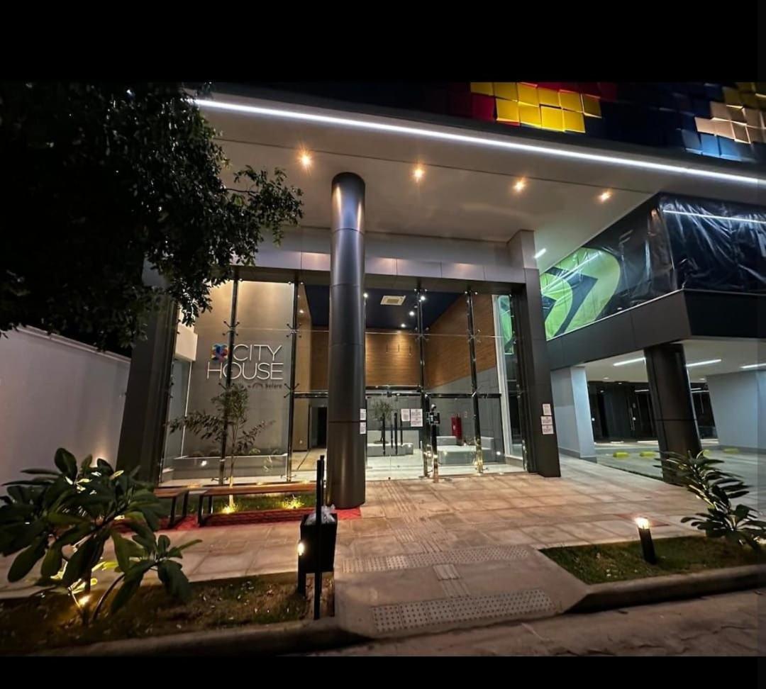 Ap 2 4 com suíte Edifício City House