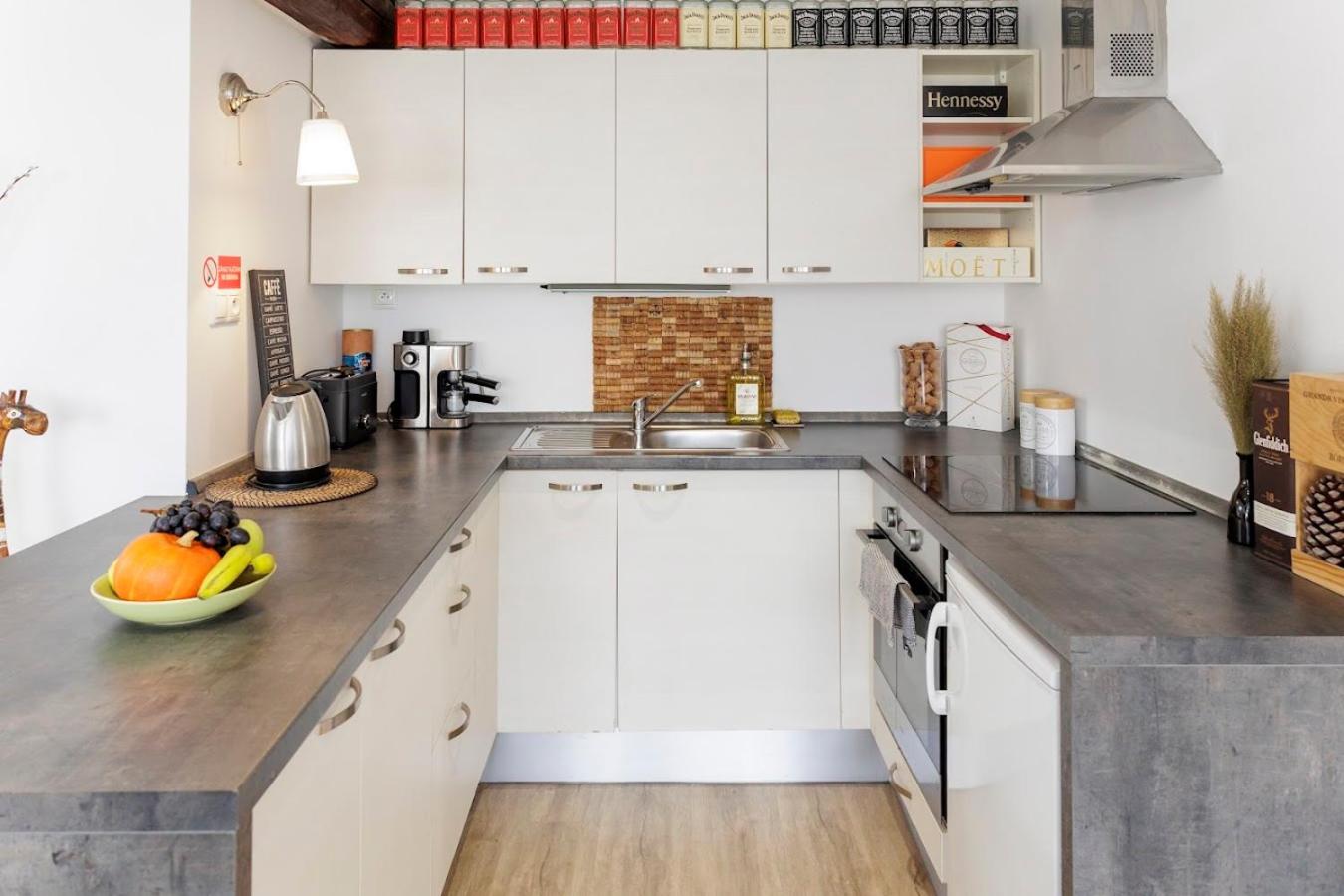 VIP Apartment in Old Town with free parking view 5