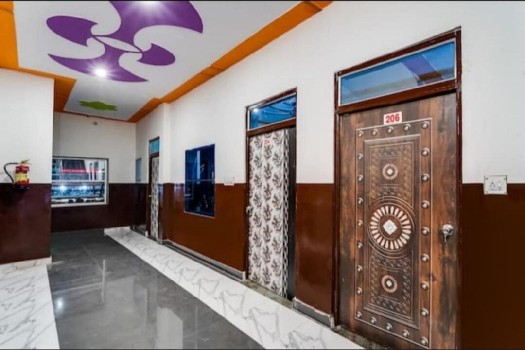 Hotel O Highway Super King