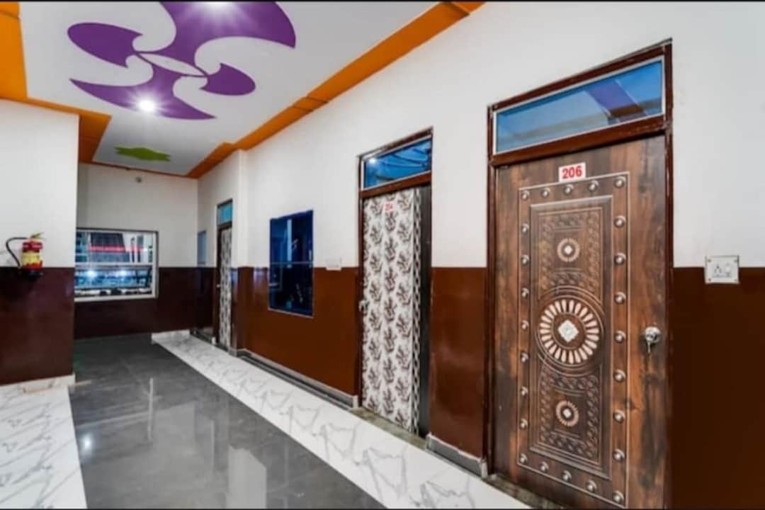 Hotel O Highway Super King