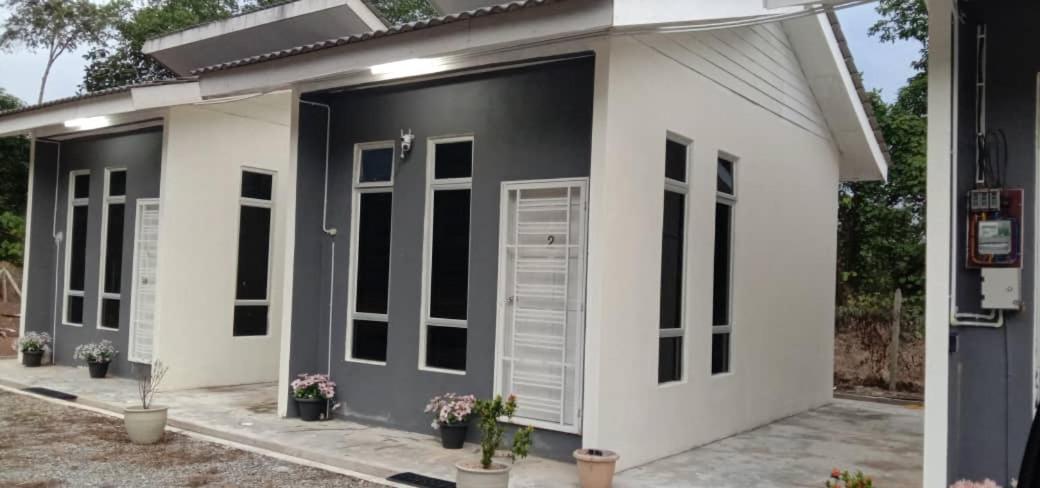 Jeli Heights Hill Home 3 photo 1
