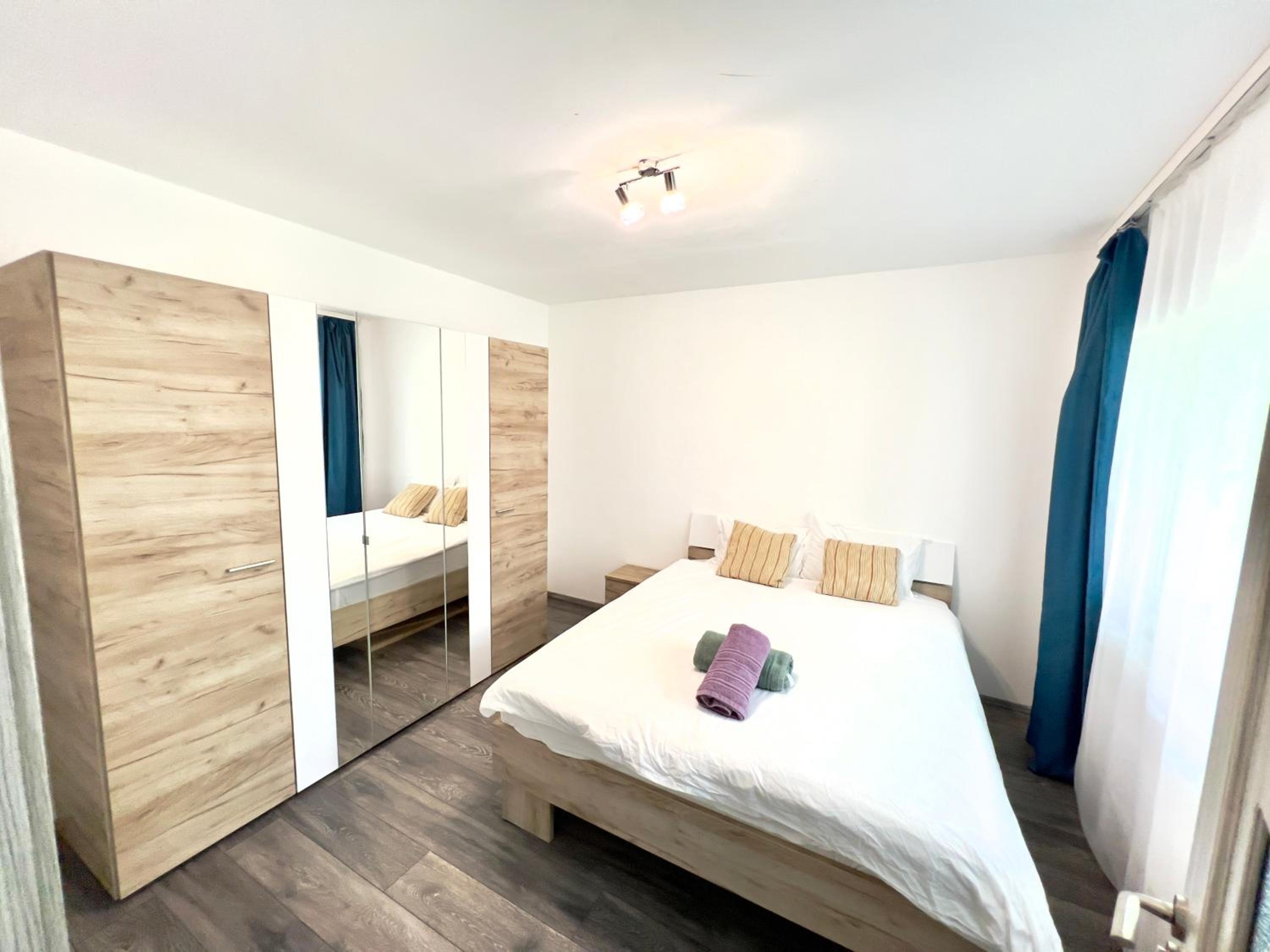 Hotel Entire 3 Rooms Apartment Airy & Bright