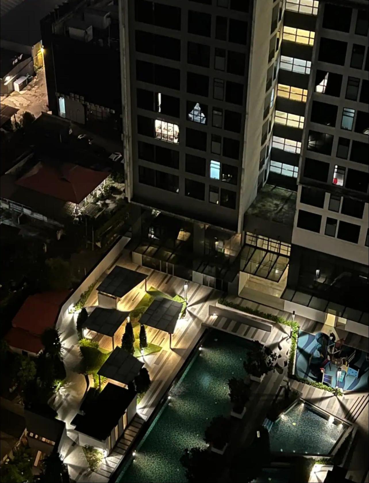 Foo homestay @setia sky88