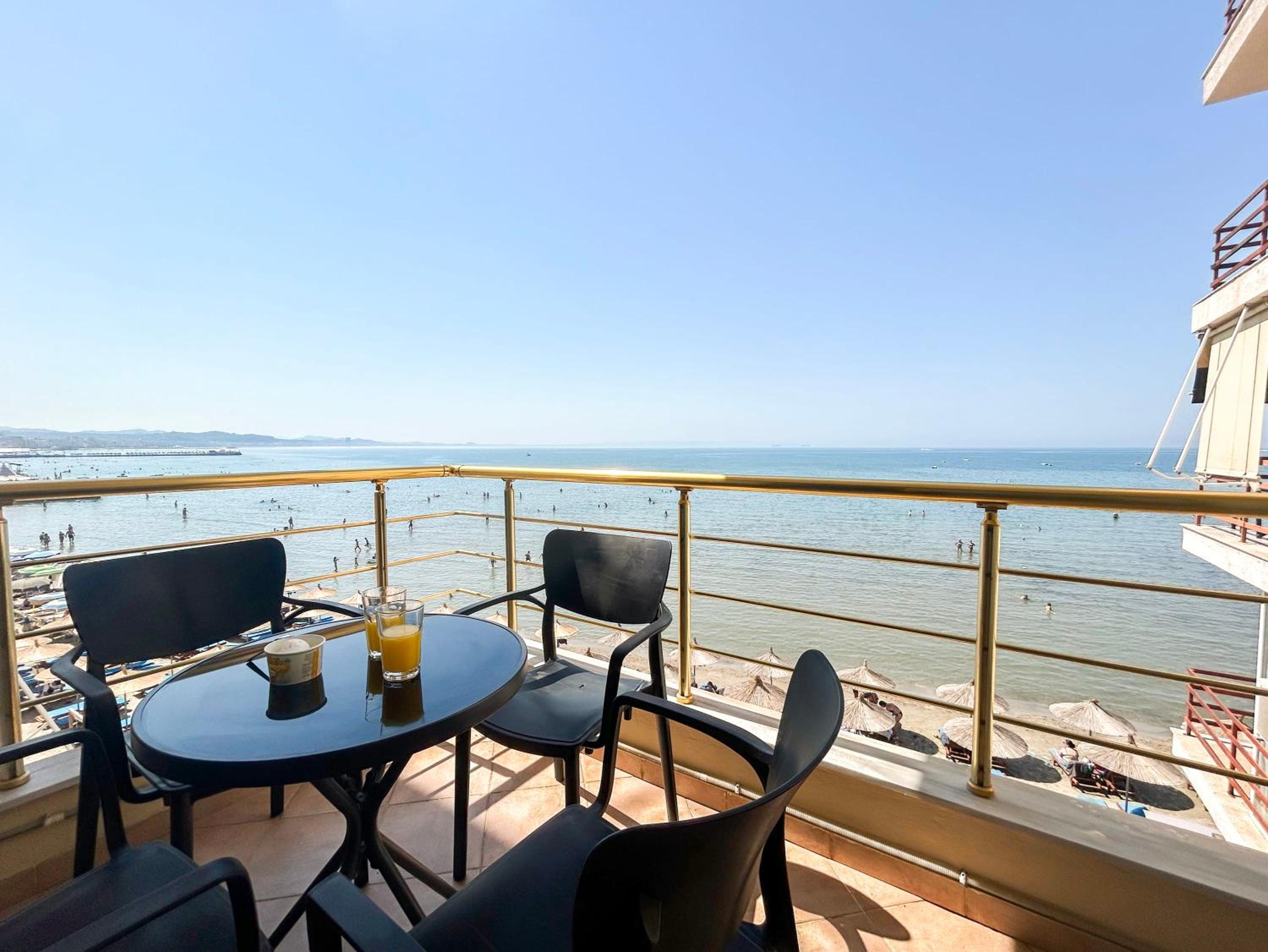 Seaside Serenity 771