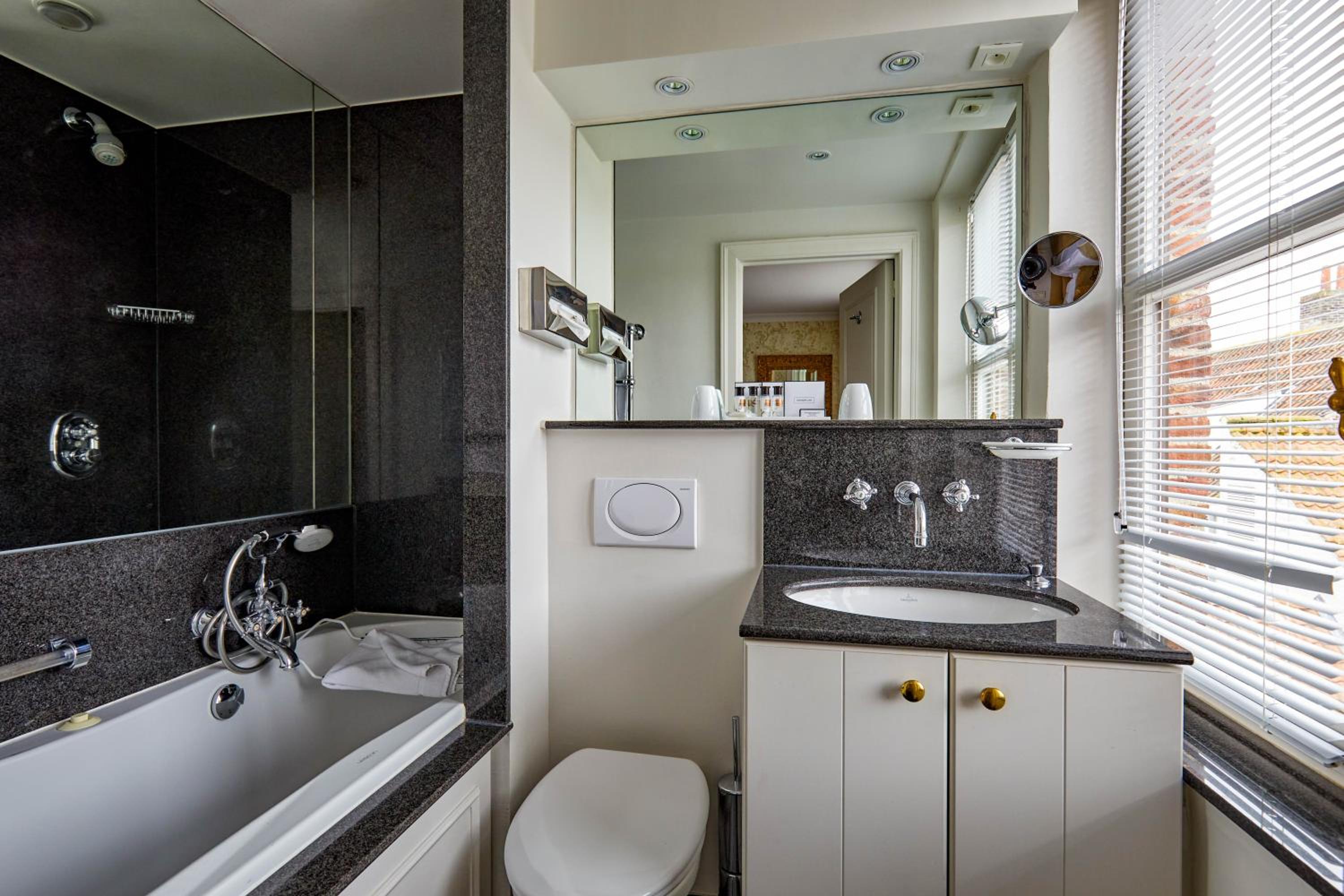 Bruges Vacations - The Pand - Charming Boutique Hotel - Property Image 28