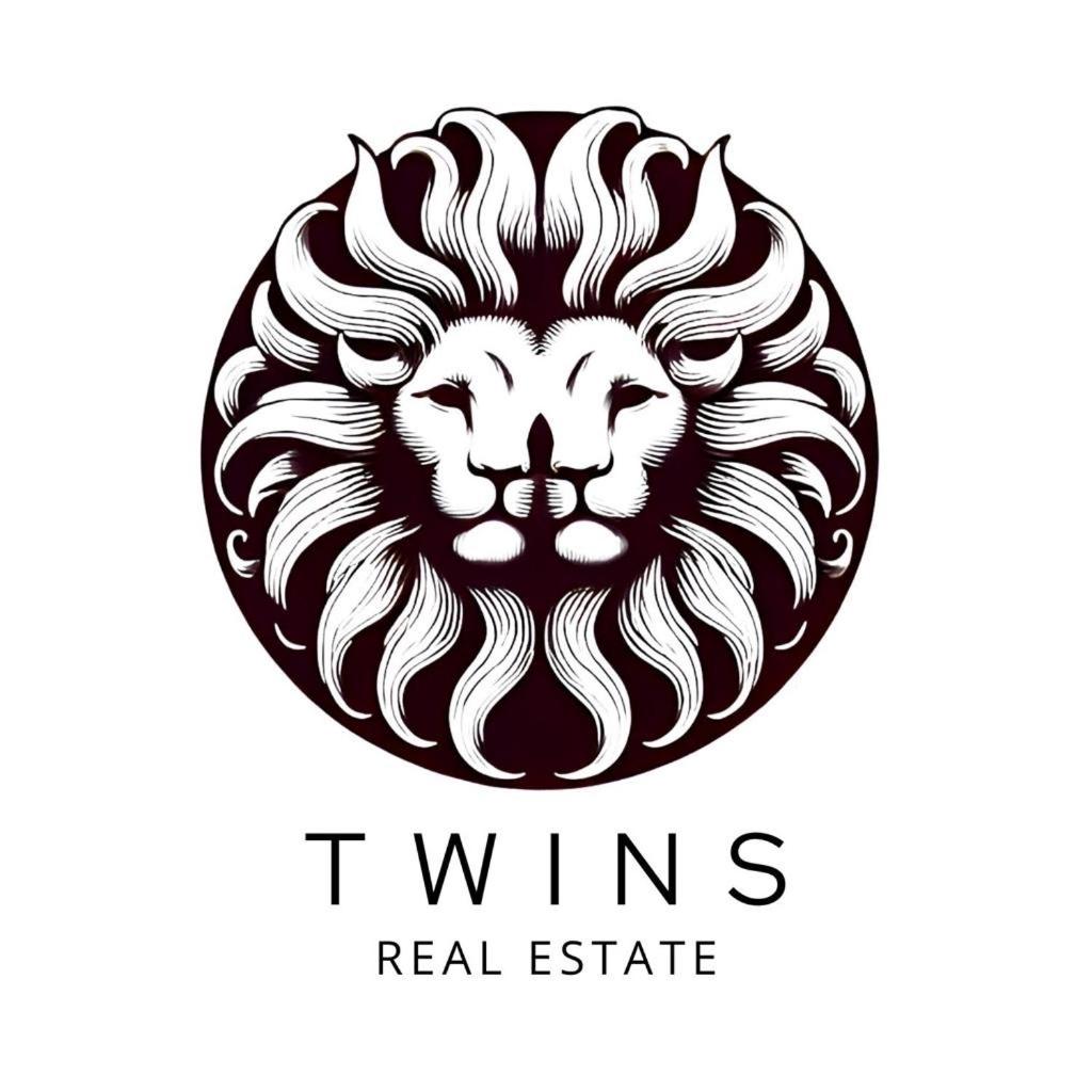 Twins Luxury Beach Apartment view 5