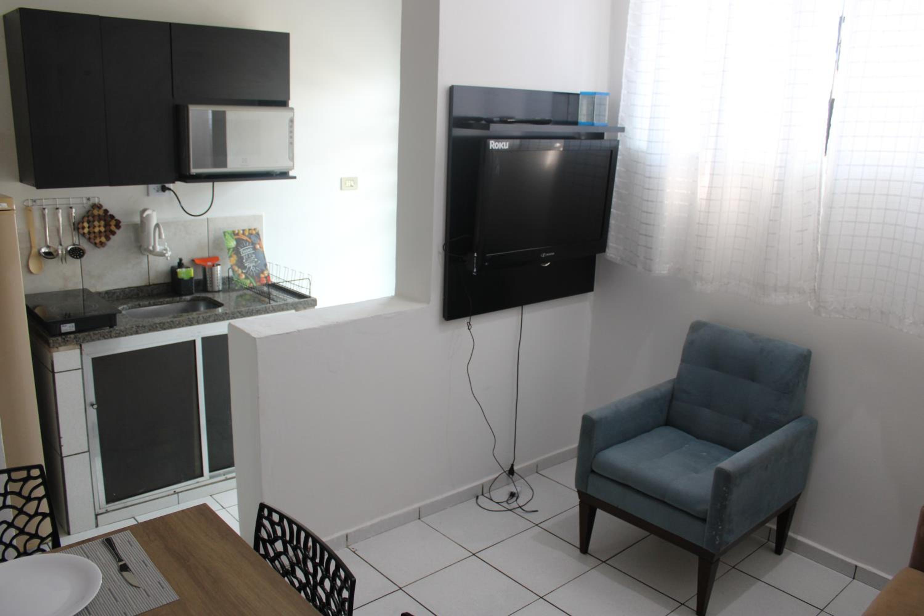 Apto06 com ar e ótima localização em Ourinhos