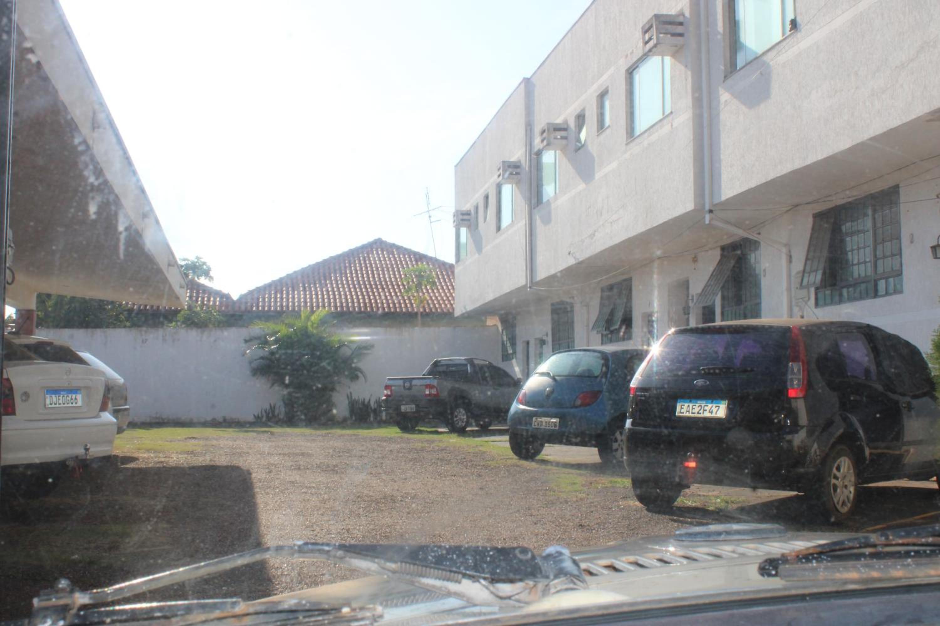 Apto06 com ar e ótima localização em Ourinhos