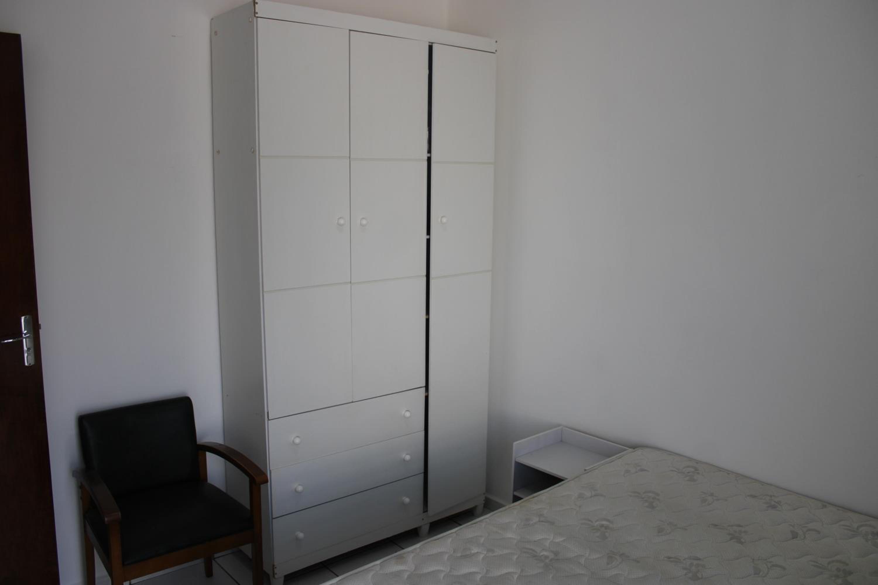 Apto06 com ar e ótima localização em Ourinhos