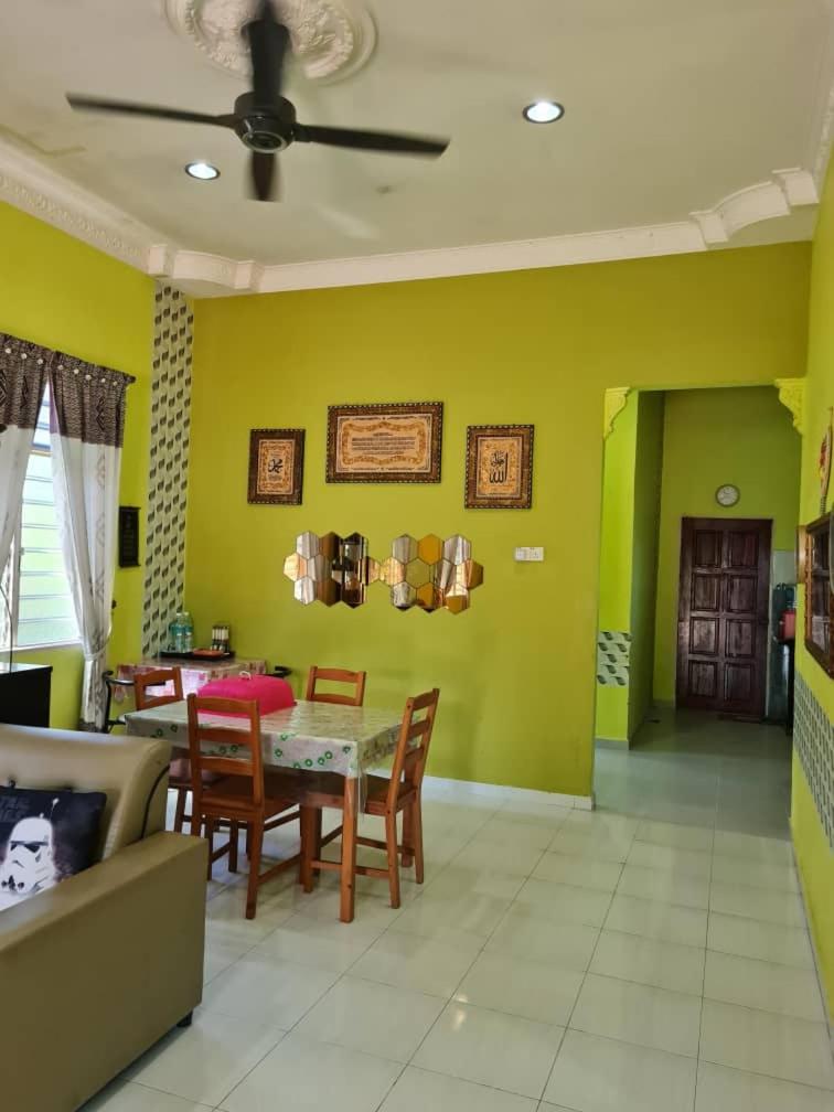 de'berah homestay penaga photo 7