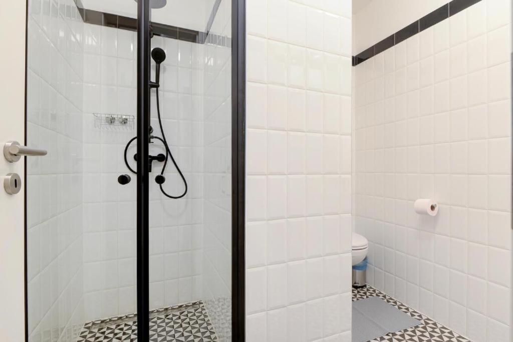 Boutique Central Apartments R611 view 2