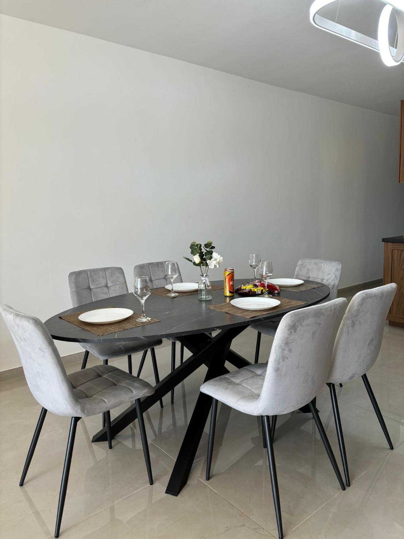 Luxe Living - Modern 3 Bedroom Xghajra Apartment view 5