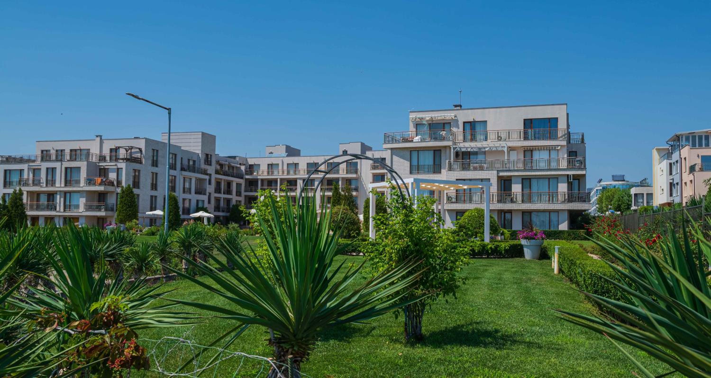 June Sea view Studio Apartment