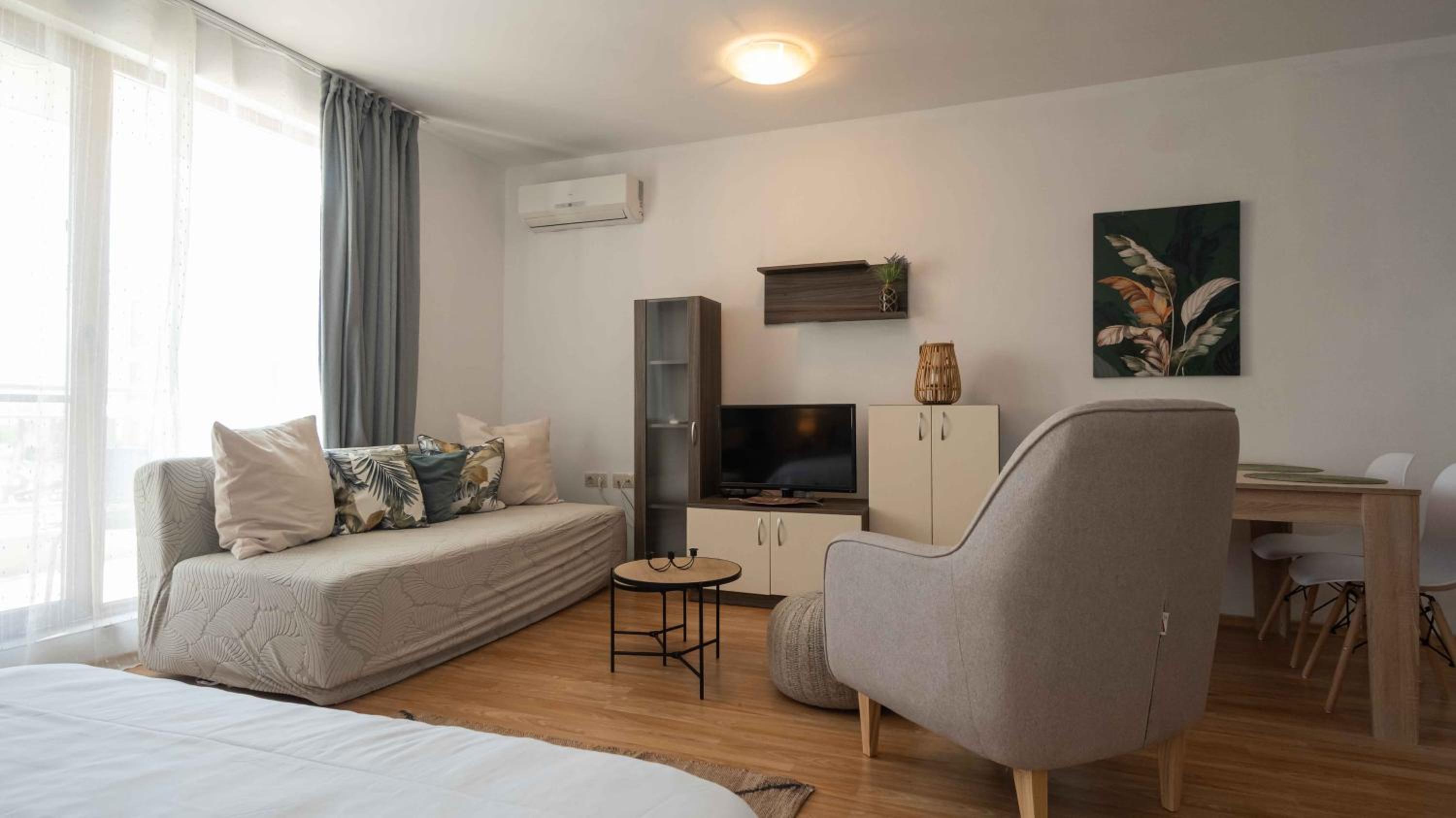 June Sea view Studio Apartment