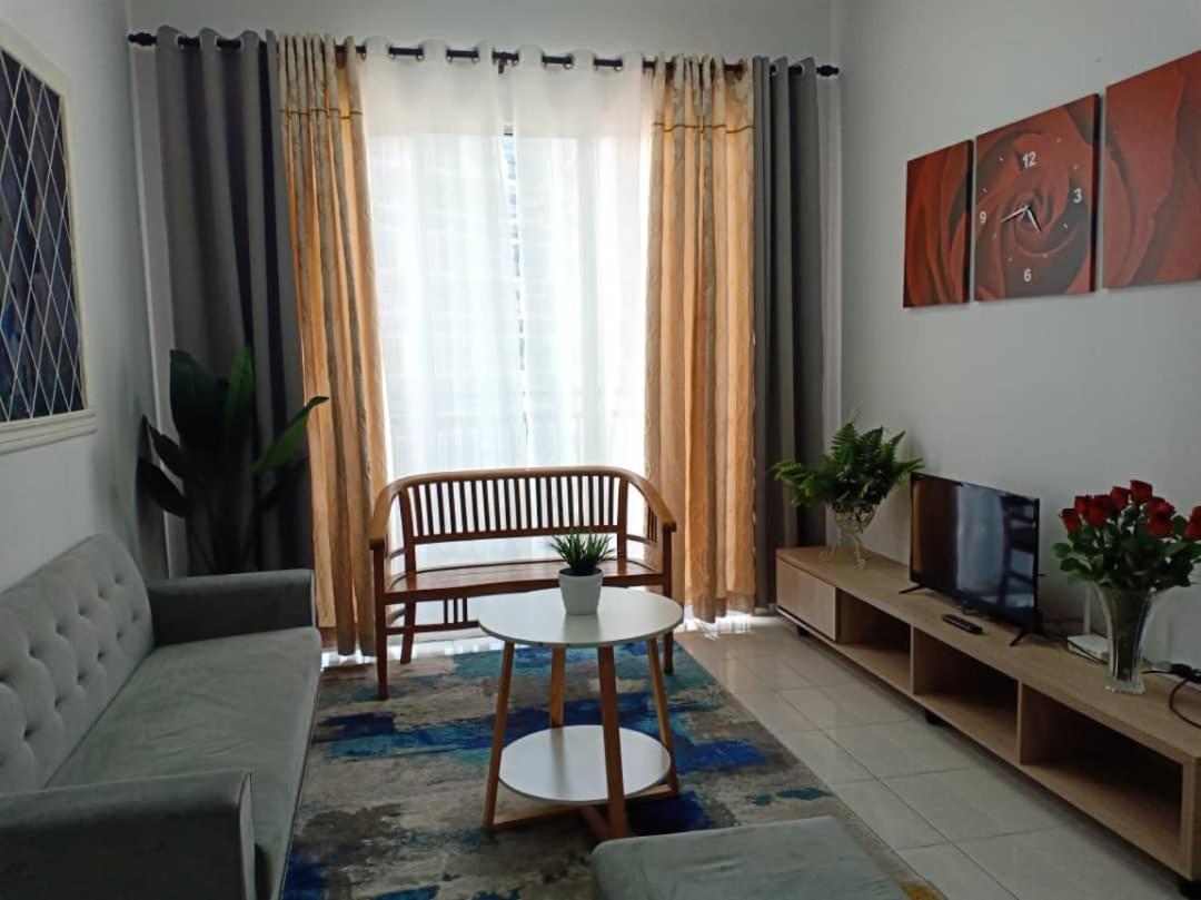 NurAz Residensi Adelia2, Bangi Avenue, Free wifi, Pool photo 5