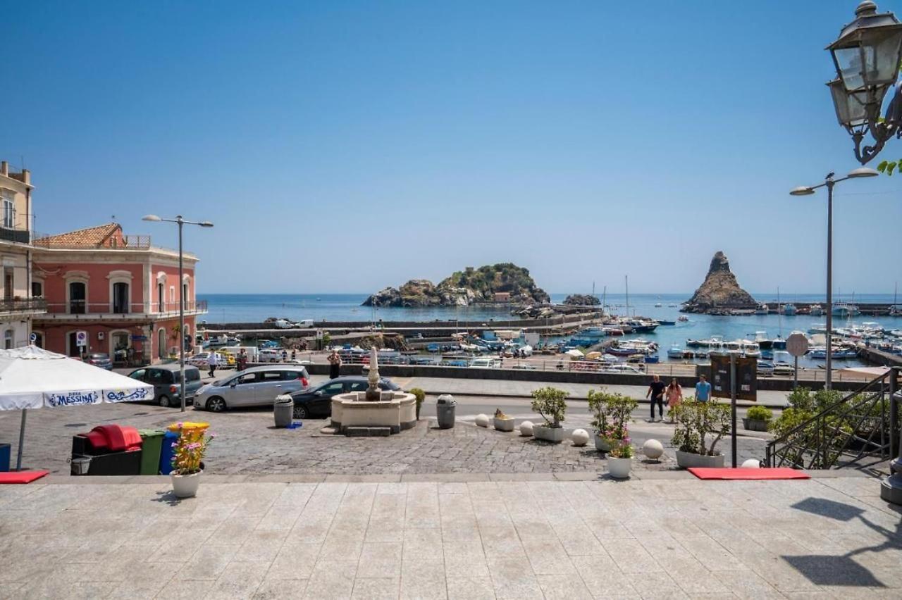 Scalinata del Nespolo Acitrezza