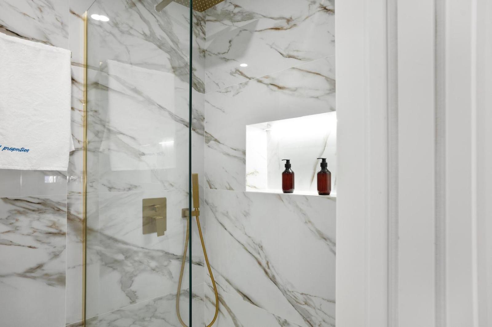 Modern Apartment by CM Properties - Image 4