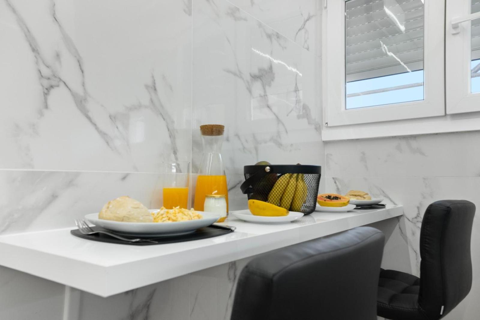 Modern Apartment by CM Properties - Image 3