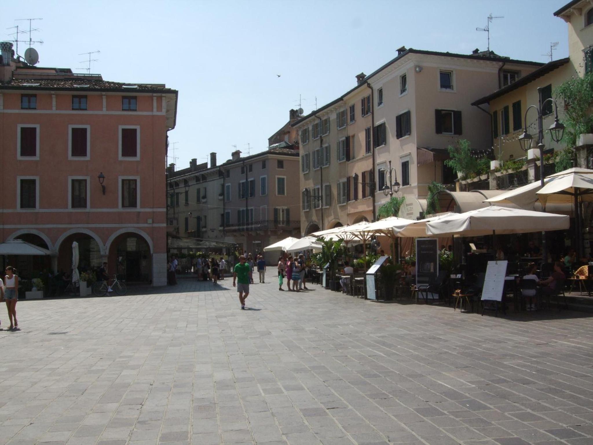 La Dimora di William Casa nel centro storico di Desenzano photo 5
