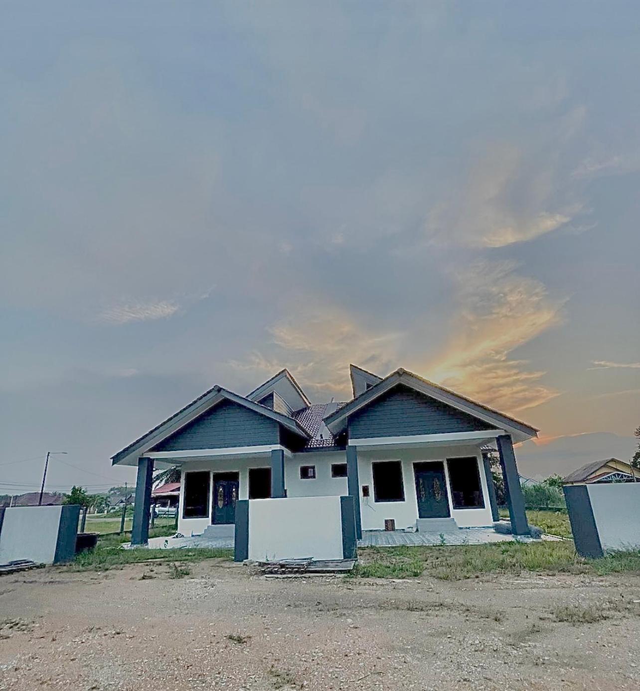 Tokmi residence