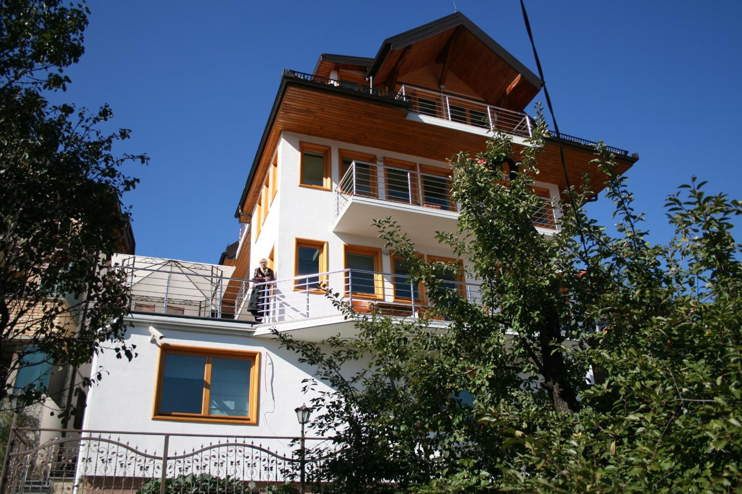 Villa Una