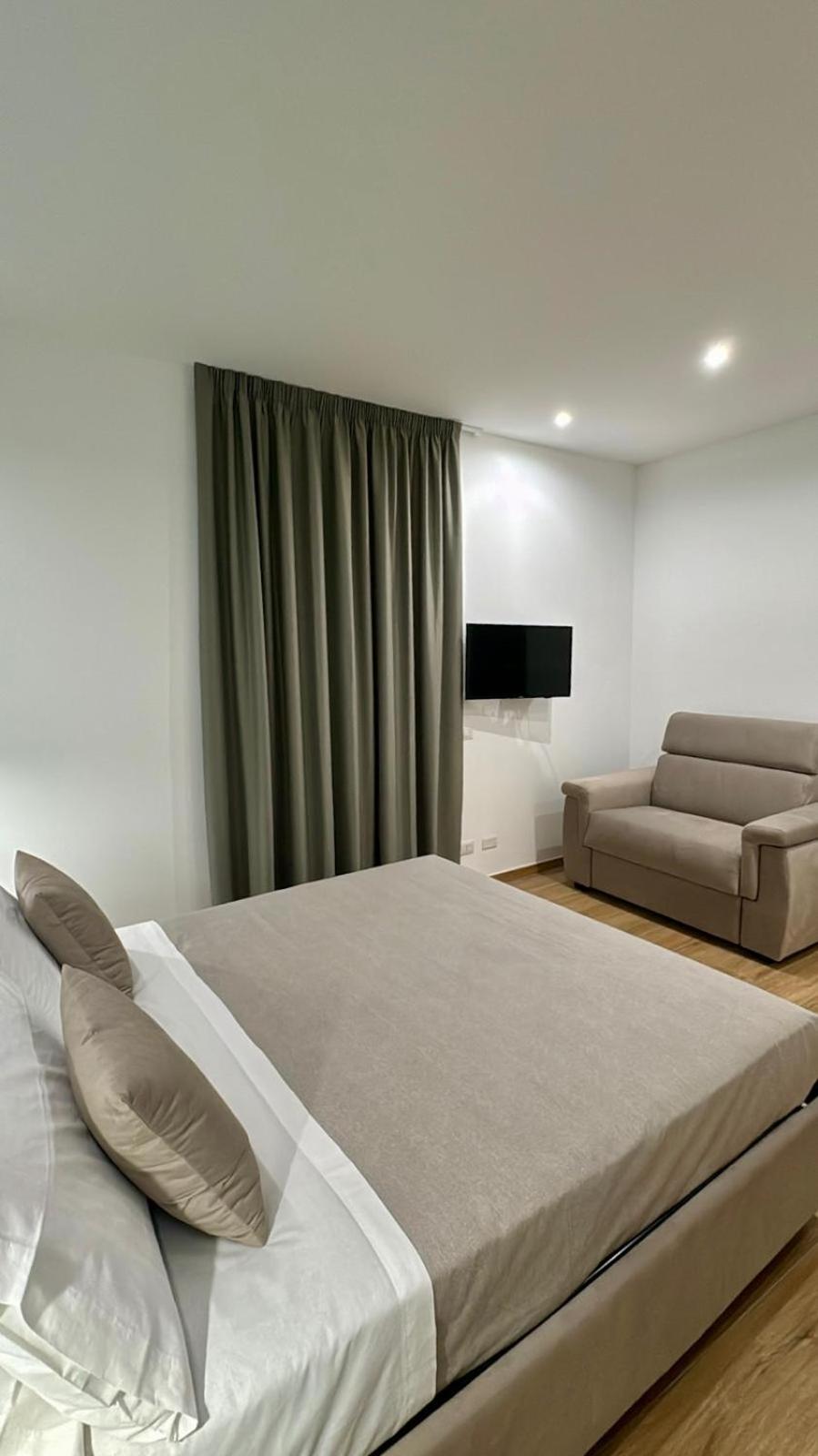 BeNevra Apartment