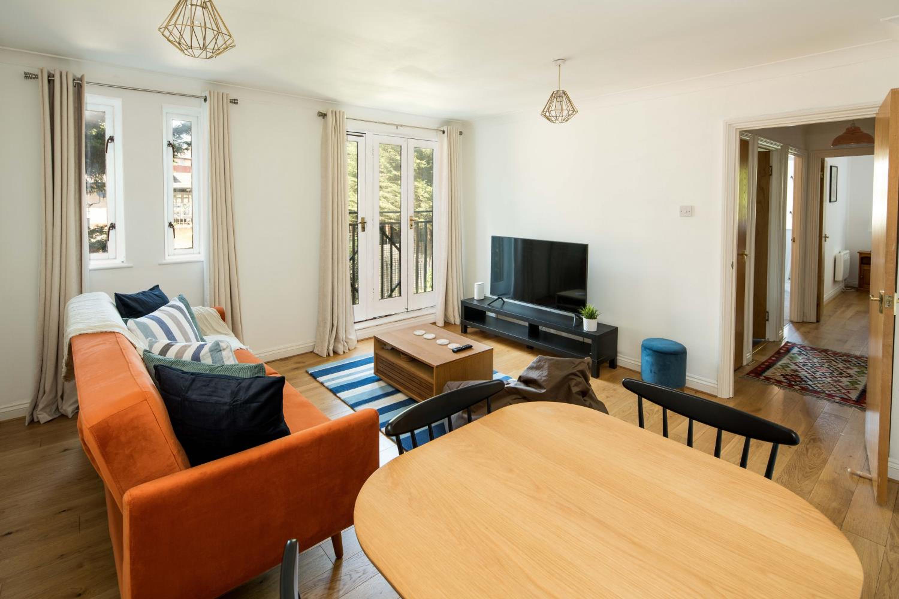 Charming 2BD Flat Near Tower Bridge, Bermondsey