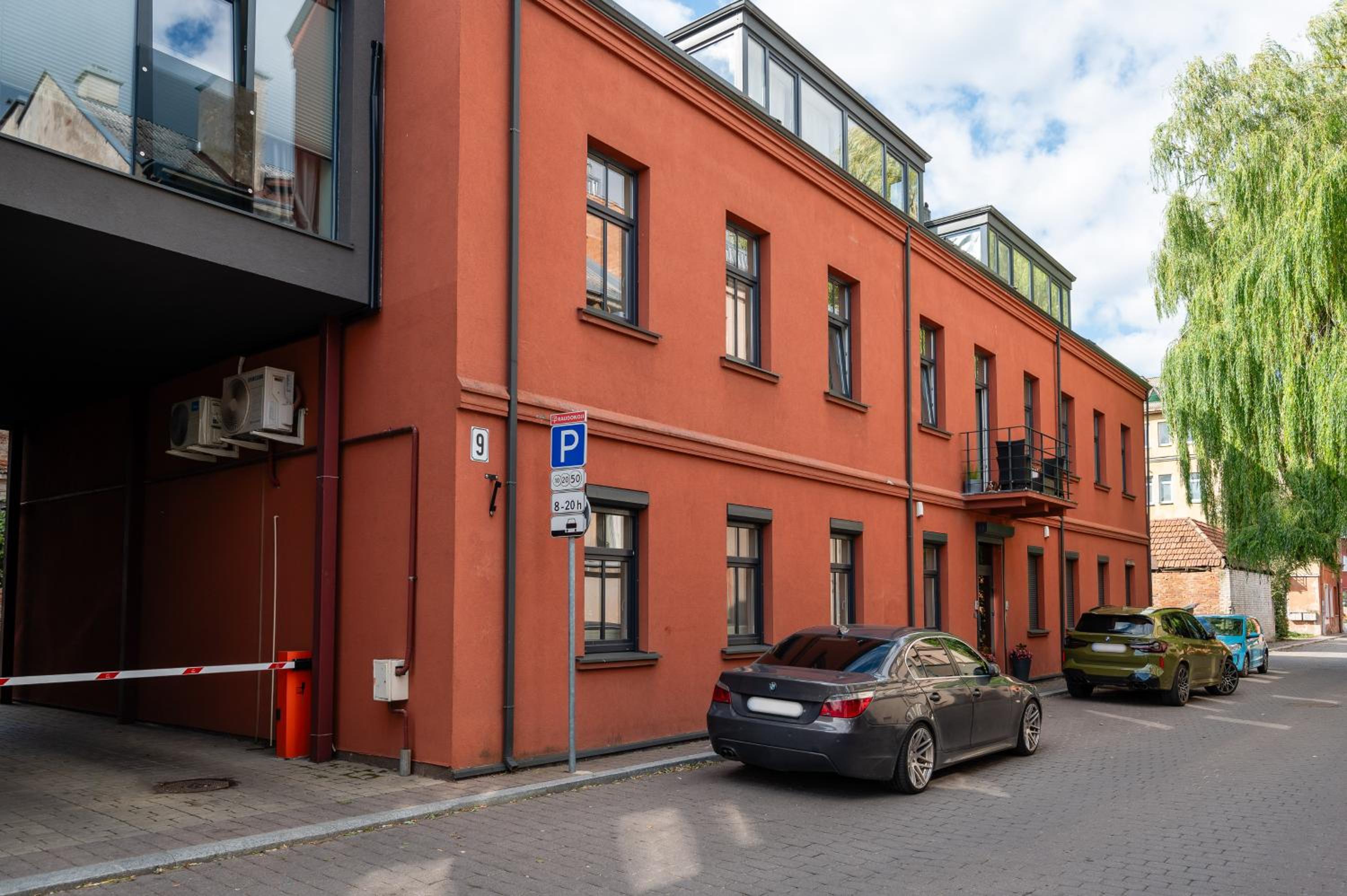 Gusto Apartment