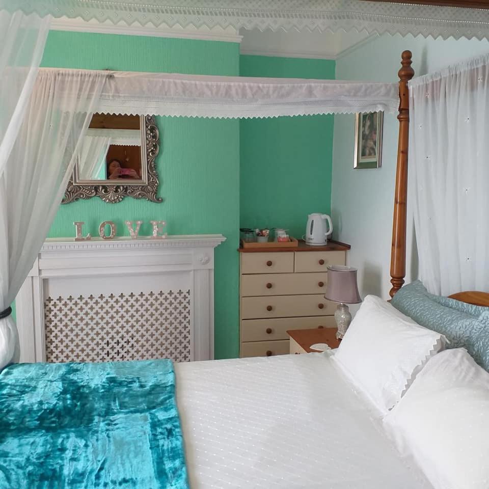 Beaches BandB