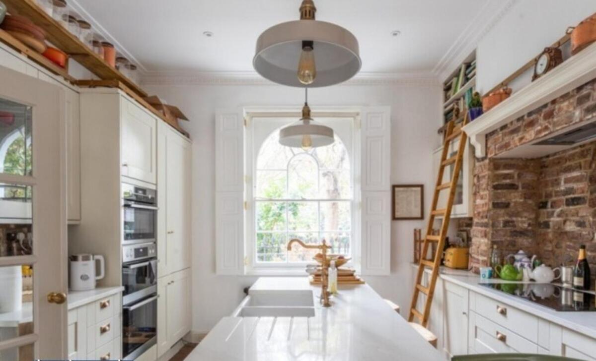 Gorgeous Grade II Listed Georgian House - Leafy Square Views - Central London
