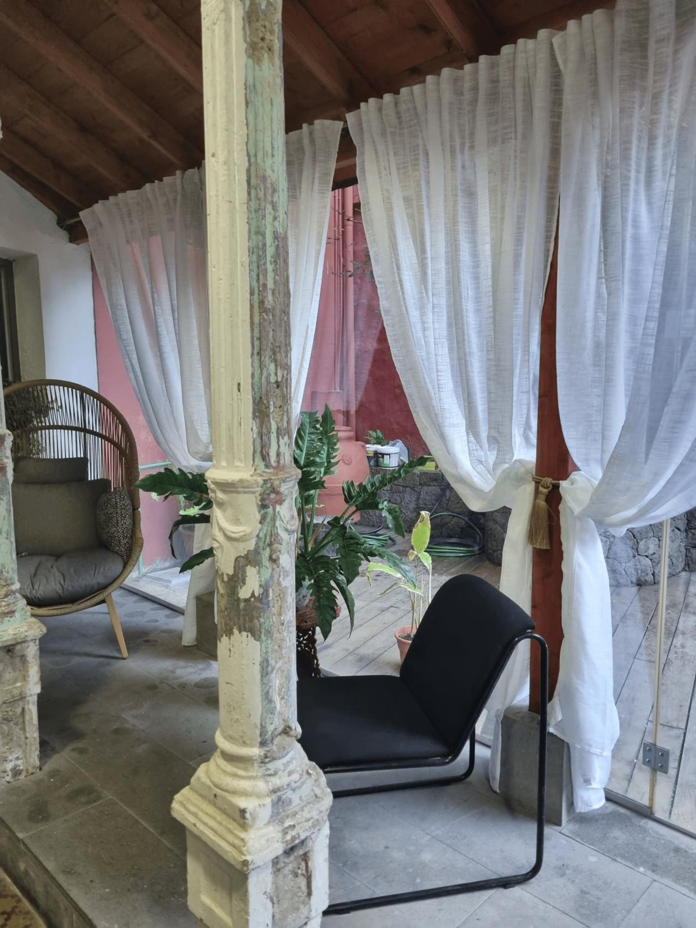 La Colonial