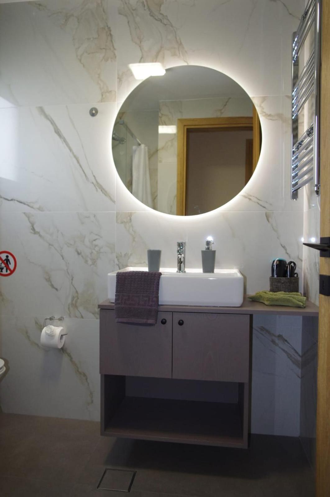 Neo-Residence