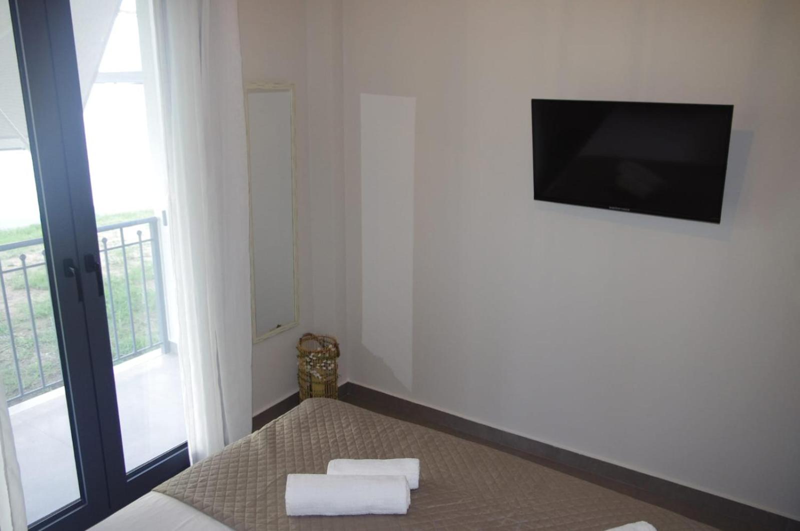 Neo-Residence