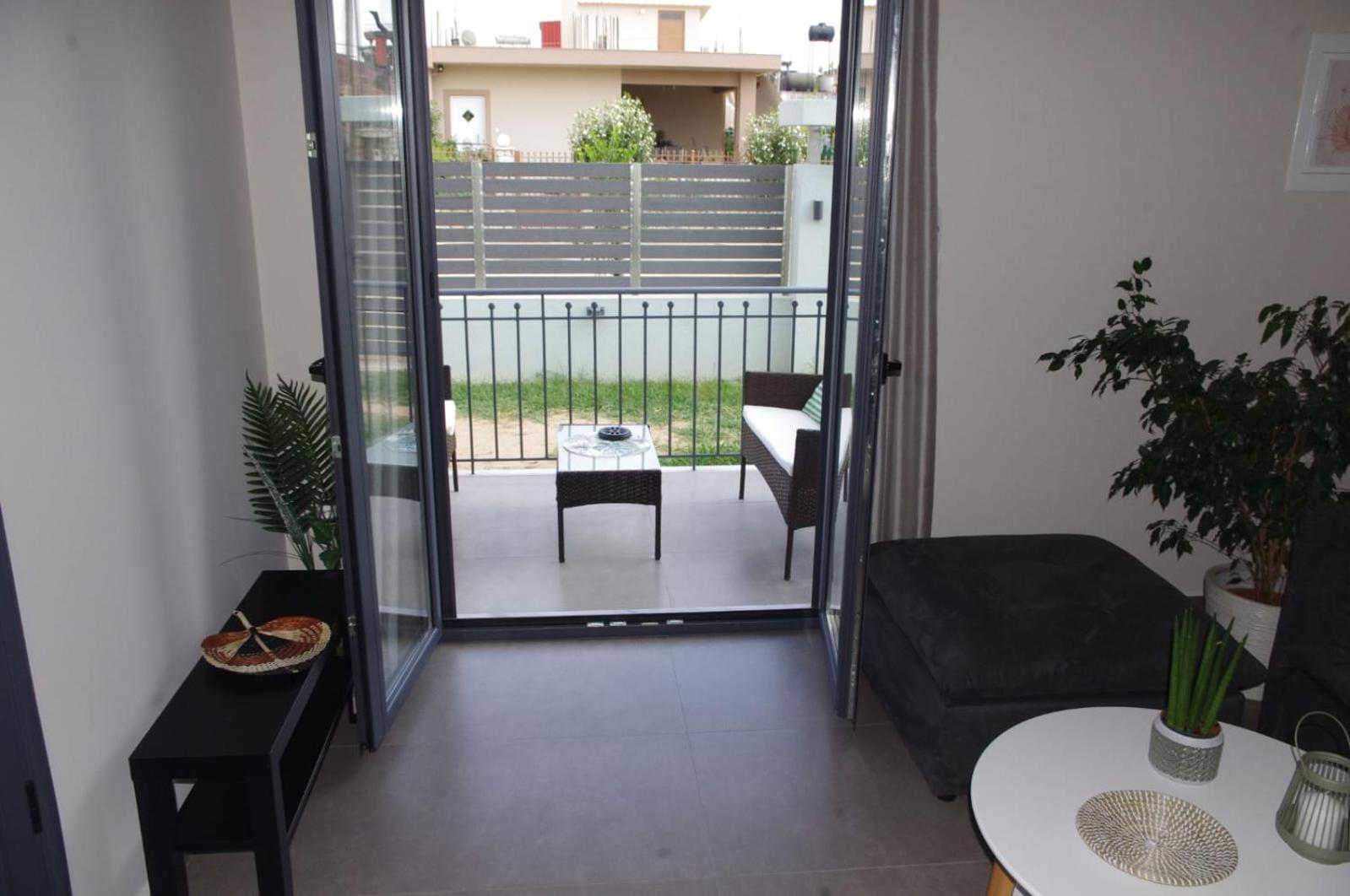 Neo-Residence