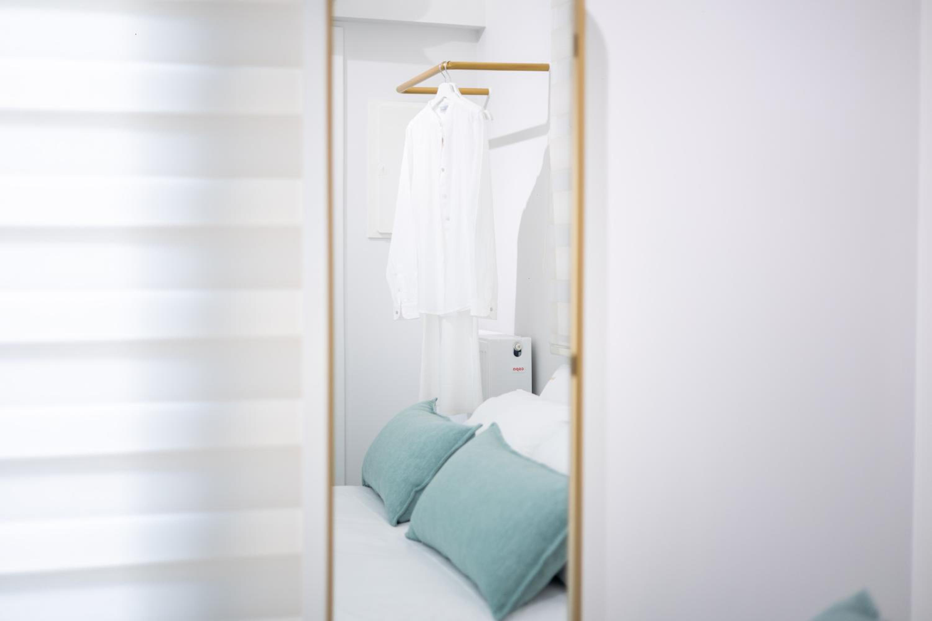 Luxury - Le petit Bati view 2