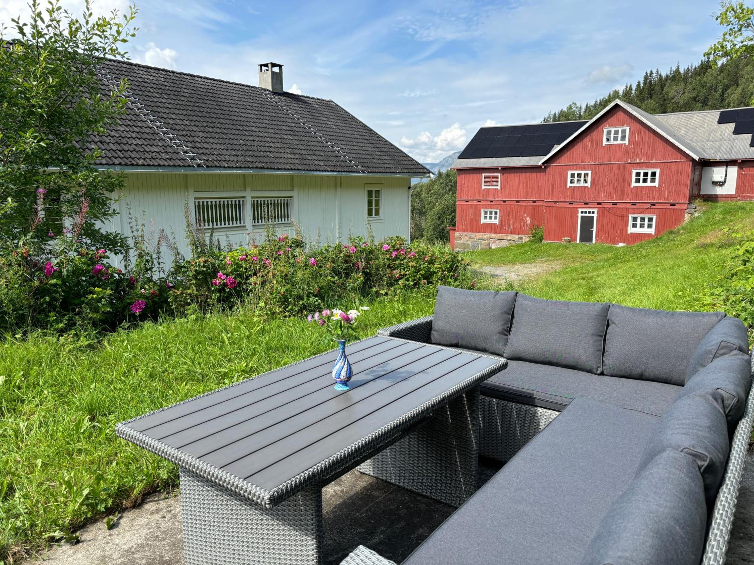 Hafjell Farmhouse with EV outlet