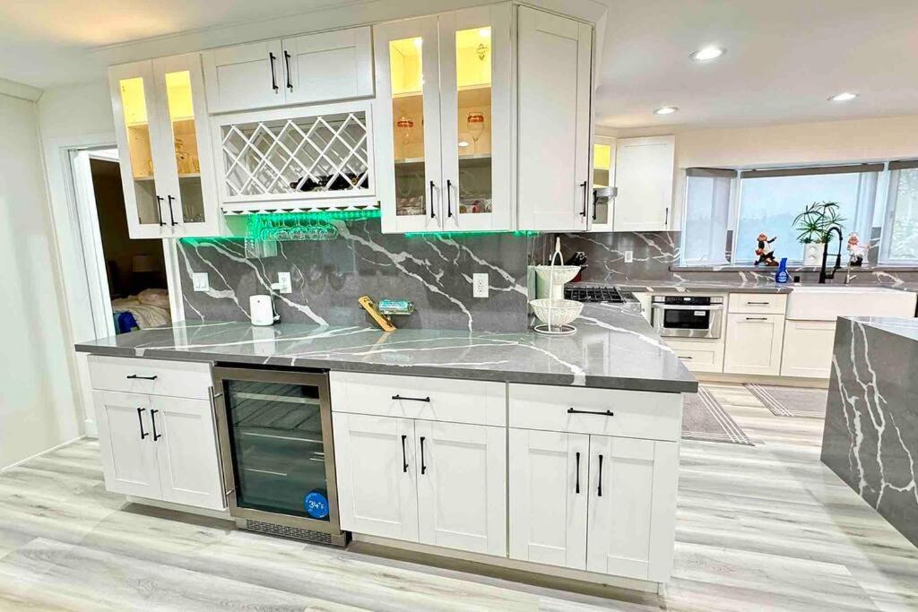 Luxury House 5 bedrooms in West Covina view 5