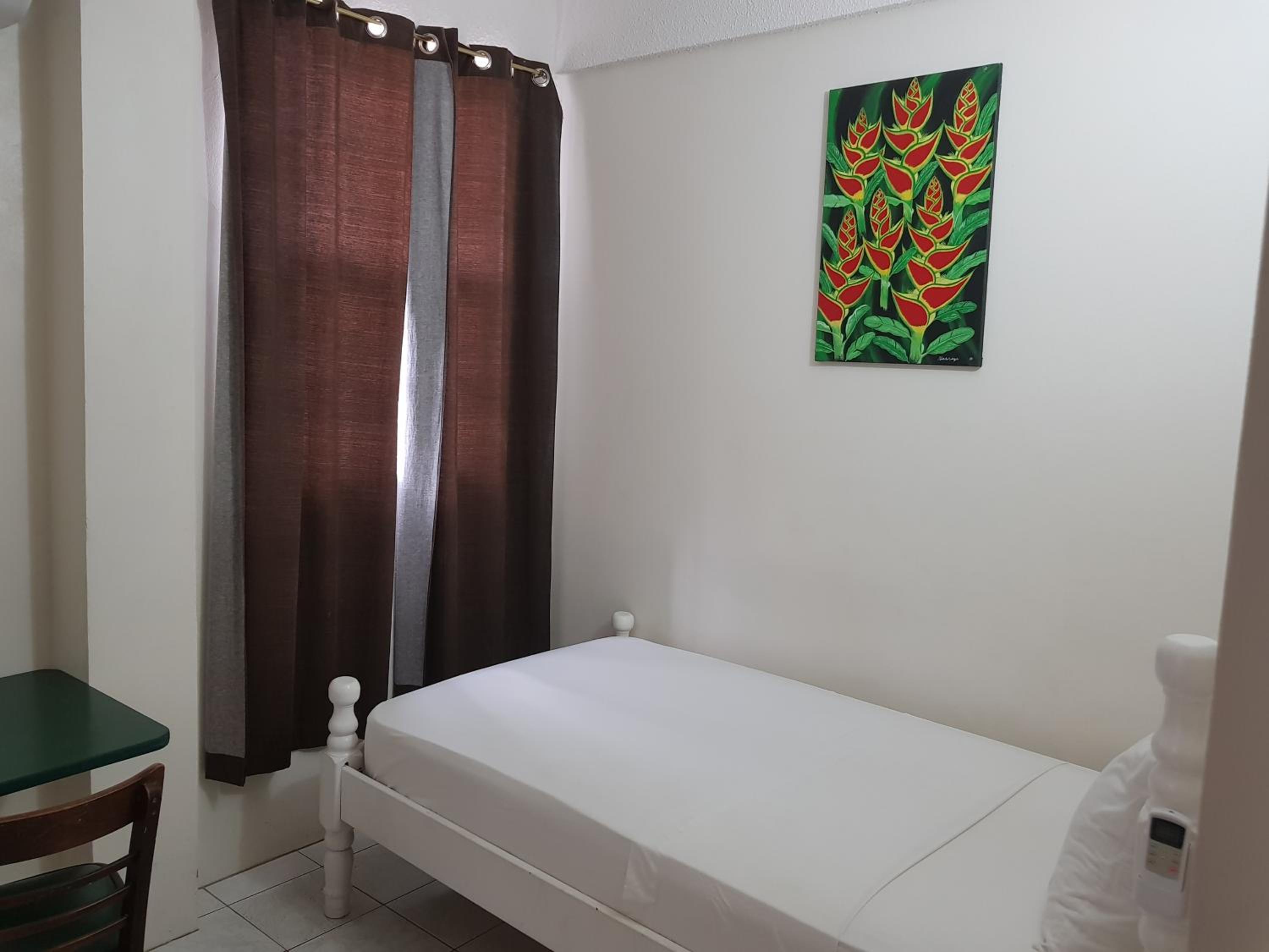 St. James Guesthouse - Photo 26