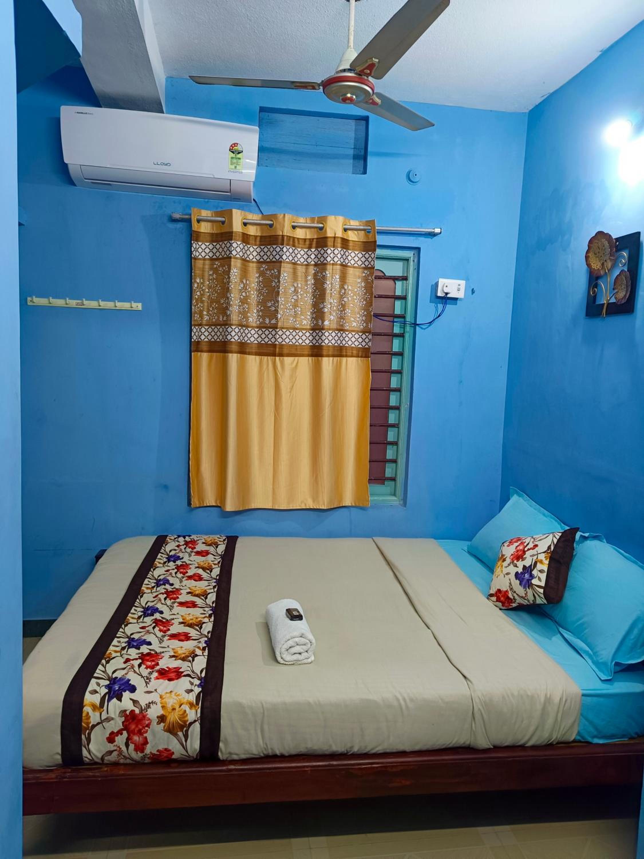 Blue Waves HomeStay view 5